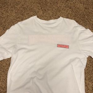 Vineyard Vines T-shirt